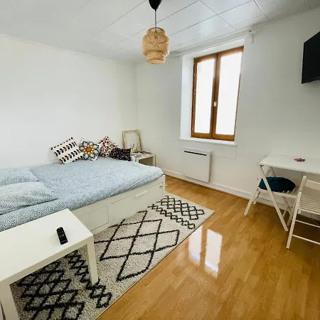 Apartment Charmant Studio 2 Pieces *
